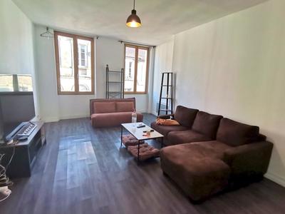 Appartement - 83 m² - 3 pièces