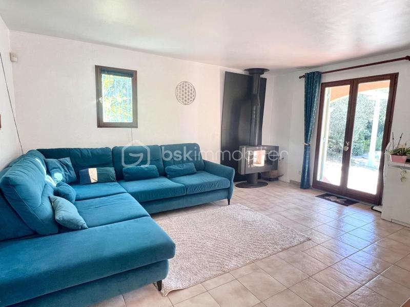 Maison traditionnelle - 187 m² - 7 pièces