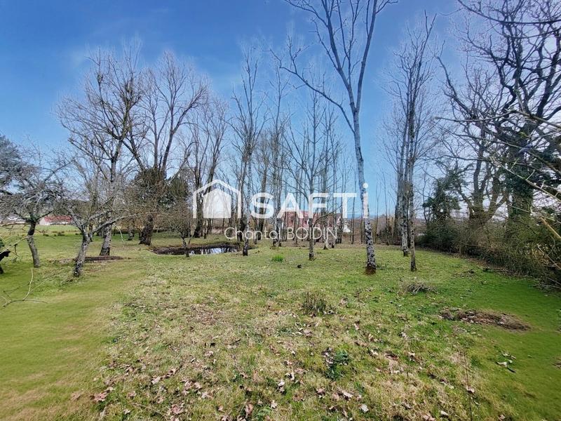 Maison - 258 m² - 8 pièces