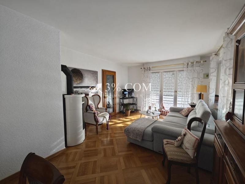 Maison - 92 m² - 7 pièces