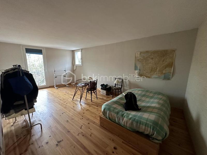 Maison de village - 303 m² - 11 pièces