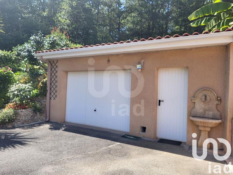 Maison - 210 m² - 7 pièces