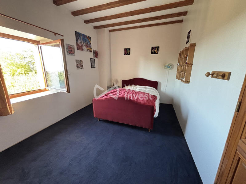 Maison - 300 m² - 9 pièces