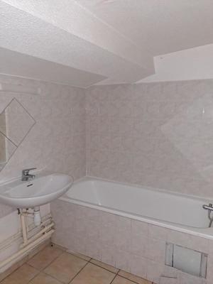 Appartement ancien - 61 m² - 3 pièces