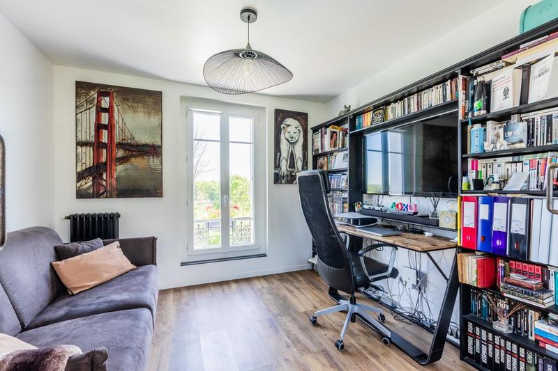 Maison - 121 m² - 7 pièces