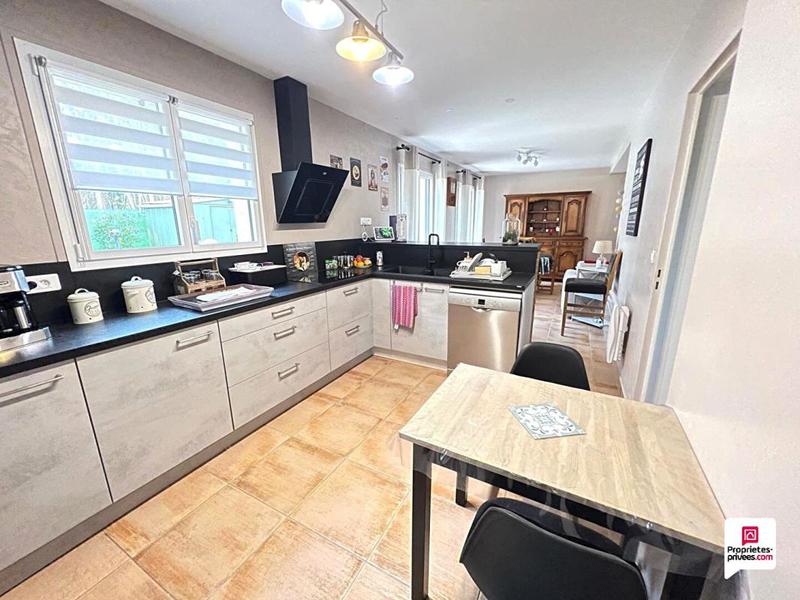 Maison - 104 m² - 5 pièces