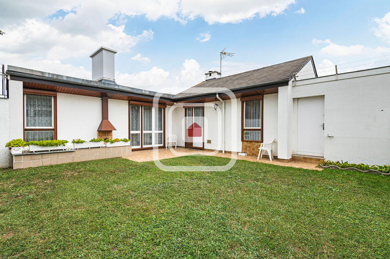 Maison - 84 m² - 4 pièces