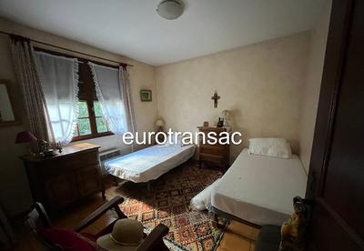 Maison - 155 m² - 7 pièces