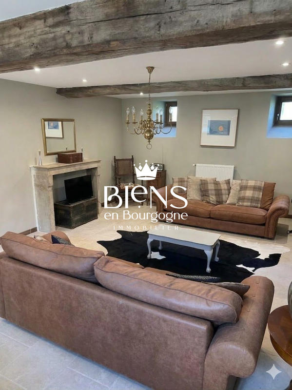 Maison ancienne - 225 m² - 8 pièces