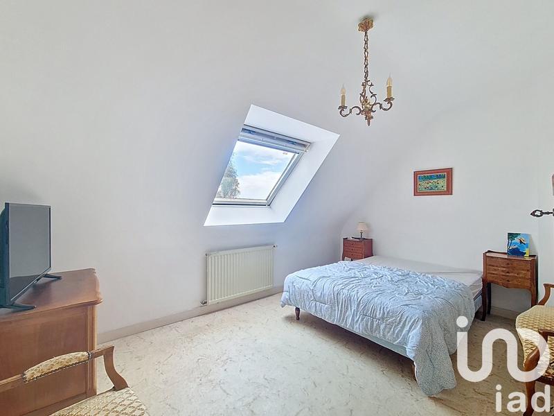 Maison - 140 m² - 8 pièces