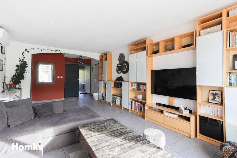 Appartement - 84 m² - 4 pièces