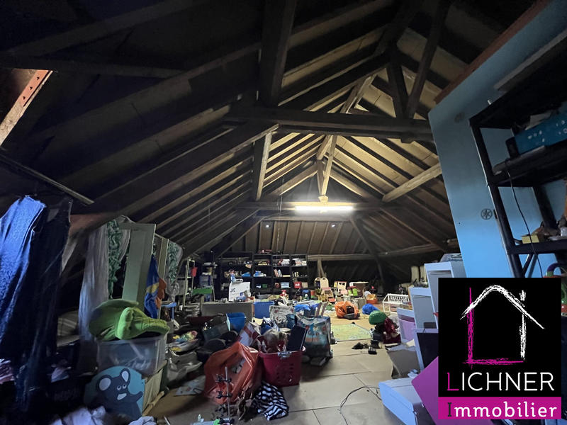 Maison - 373 m² - 10 pièces