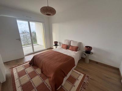 Appartement - 79 m² - 4 pièces