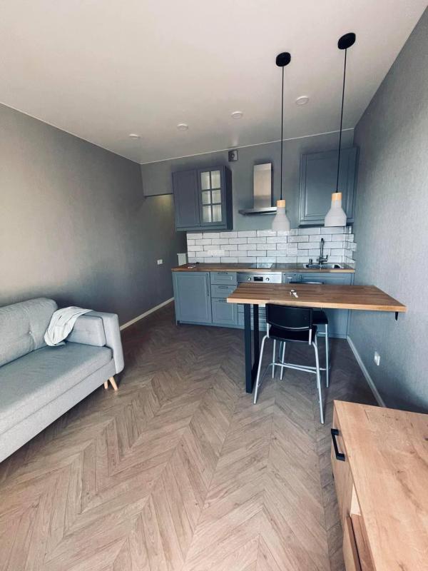 Studio - 17 m² - 1 pièce