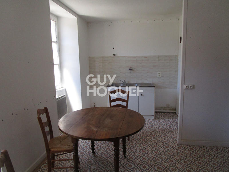 Maison - 200 m² - 9 pièces