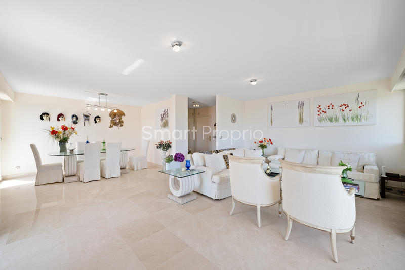 Appartement - 133 m² - 5 pièces