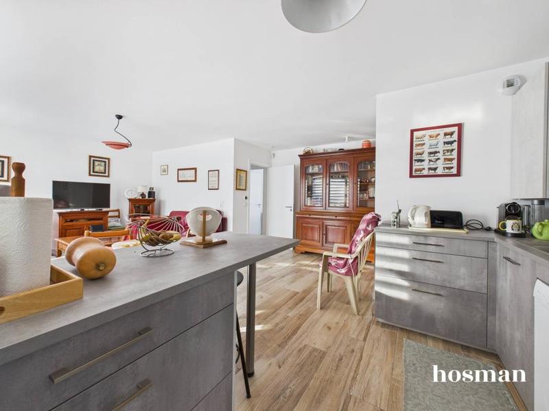 Appartement - 96 m² - 4 pièces