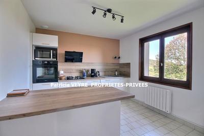 Maison - 138 m² - 7 pièces