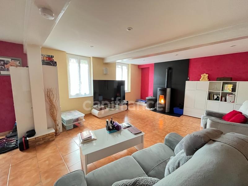 Maison - 122 m² - 6 pièces