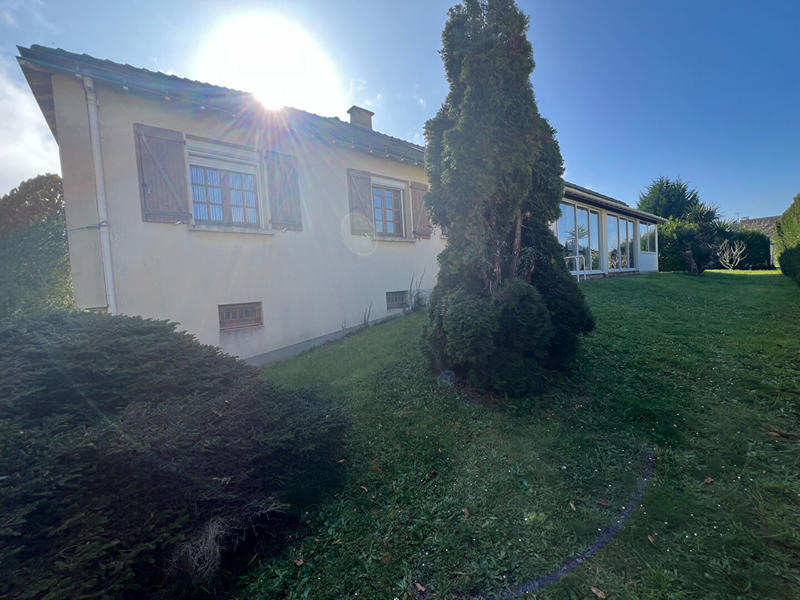 Maison - 232 m² - 7 pièces
