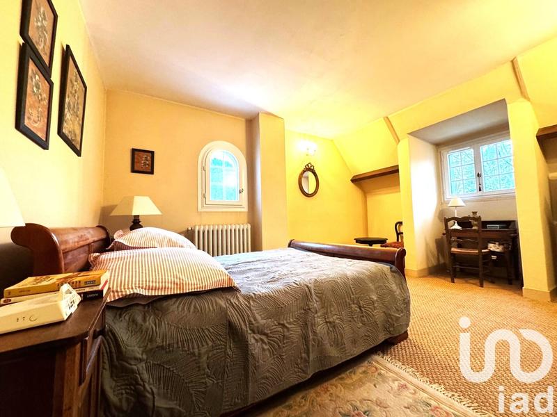 Maison - 175 m² - 8 pièces