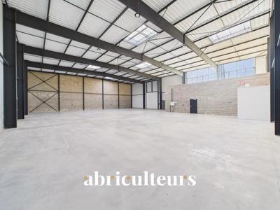 Bureau - 600 m²