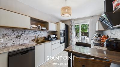 Maison - 120 m² - 5 pièces