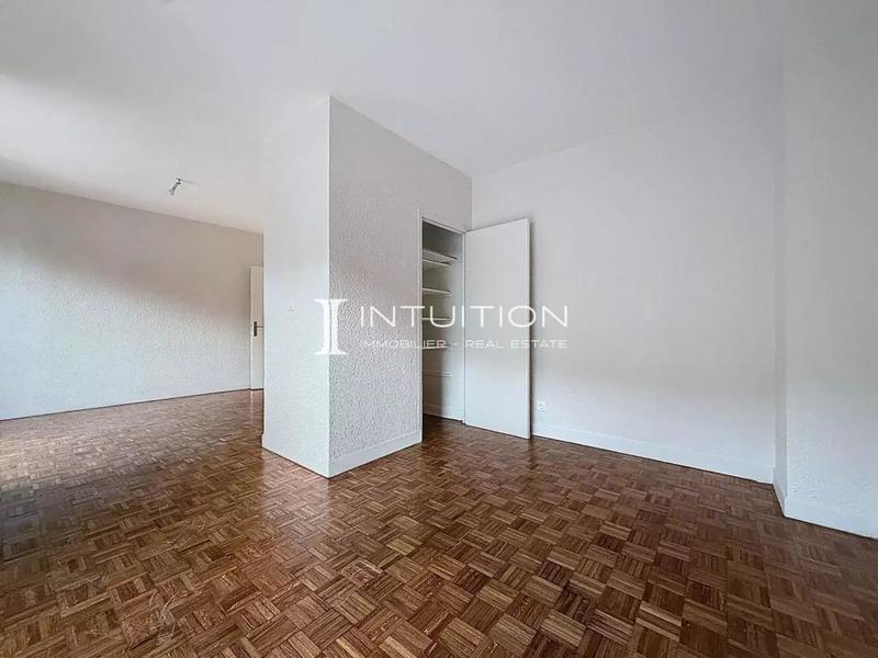 Appartement - 100 m² - 4 pièces