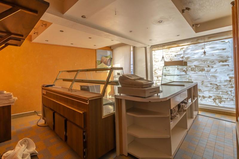 Maison - 170 m² - 8 pièces