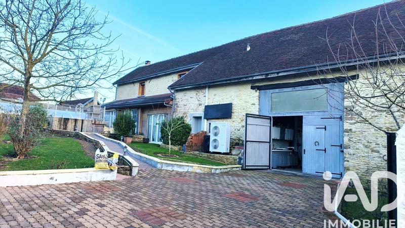 Maison de campagne - 240 m² - 6 pièces