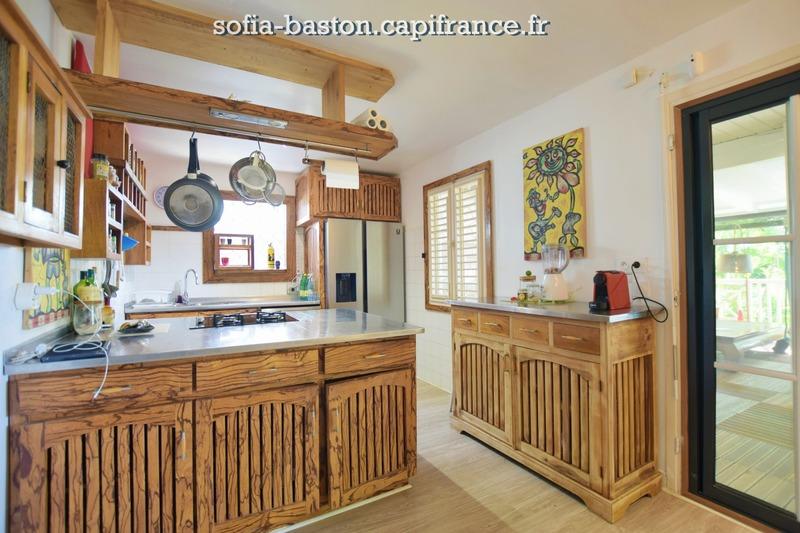 Maison - 103 m² - 7 pièces