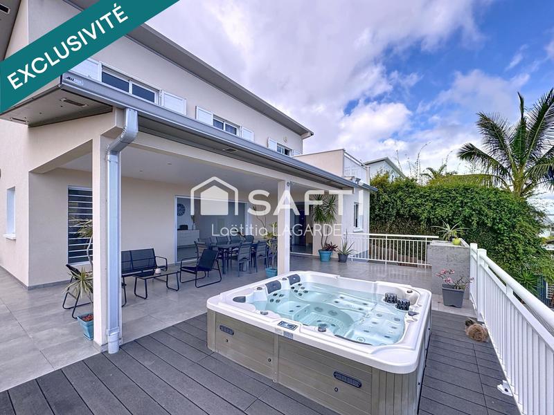 Maison - 140 m² - 5 pièces