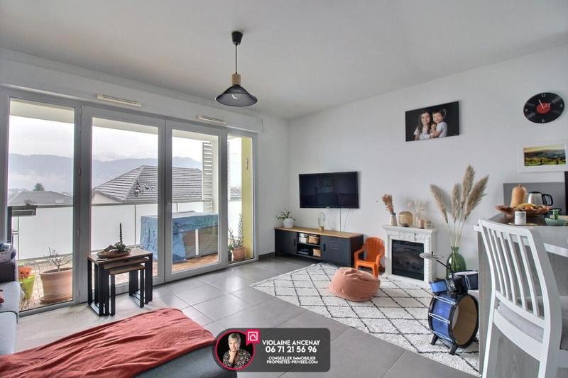 Appartement - 92 m² - 5 pièces