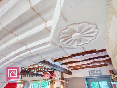 Propriété - 280 m² - 8 pièces