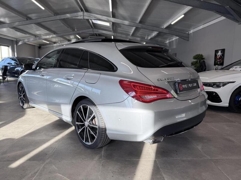 Mercedes Cla 200 d Shooting Brake - Bv 7g-Dct Bm 117 Phase 1 / Garantie 12 Mois