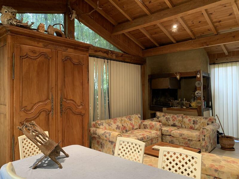 Maison - 185 m² - 8 pièces