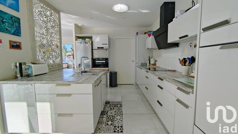 Maison - 147 m² - 8 pièces