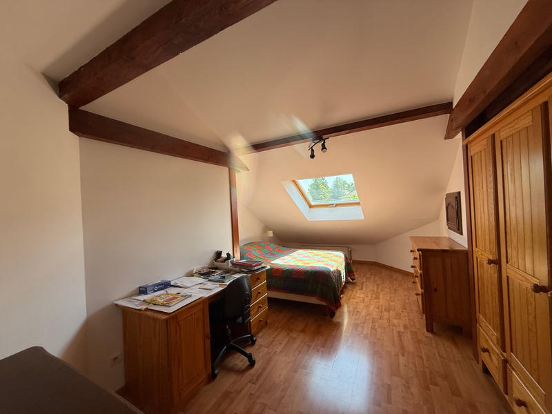 Maison - 246 m² - 10 pièces