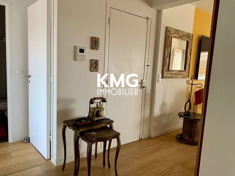 Appartement - 98 m² - 3 pièces