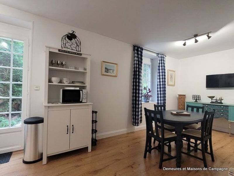 Demeure - 330 m² - 10 pièces