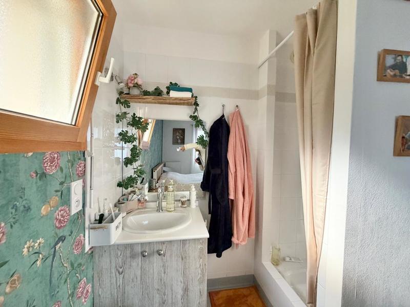 Maison - 298 m² - 5 pièces