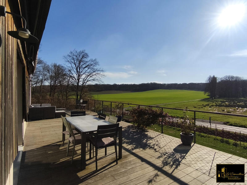 Maison contemporaine - 216 m² - 8 pièces