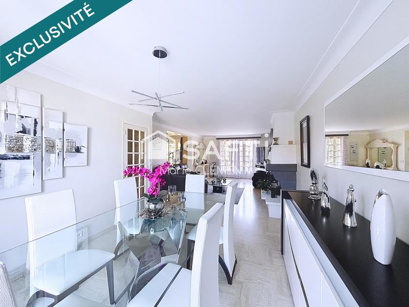 Maison - 209 m² - 7 pièces