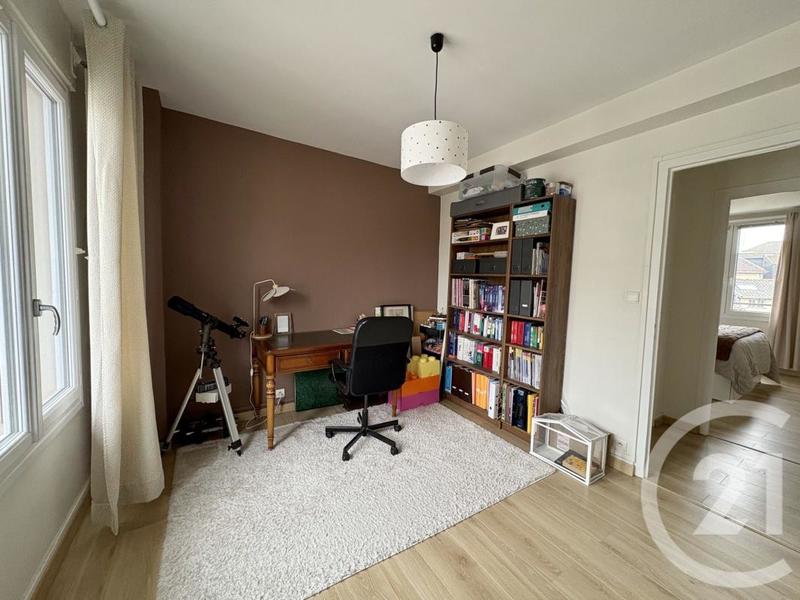 Appartement - 96 m² - 4 pièces