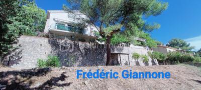 Villa - 158 m² - 5 pièces