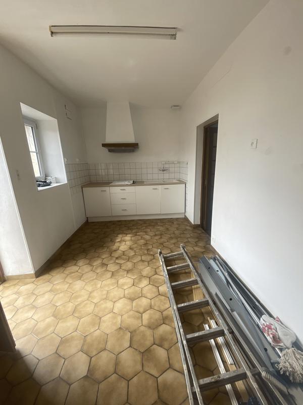 Maison - 75 m² - 5 pièces