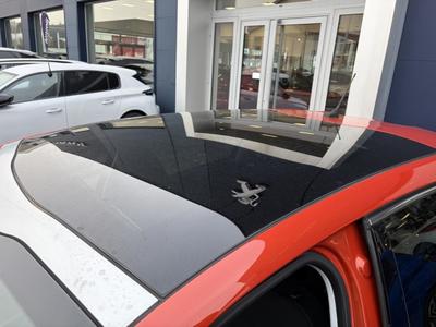 Peugeot 208 Puretech 110 s&amp;S Allure - 4 options incluses