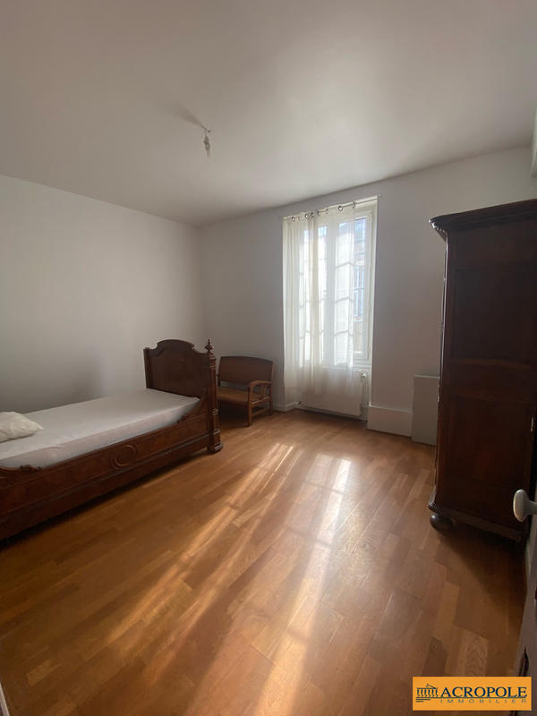 Maison ancienne - 144 m² - 7 pièces