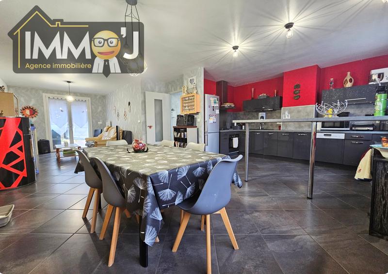 Maison - 88 m² - 5 pièces