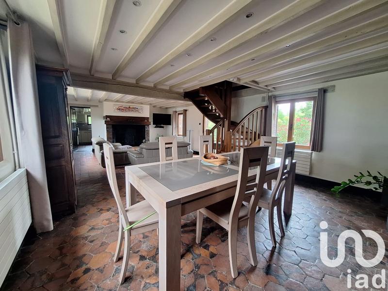 Maison - 200 m² - 7 pièces